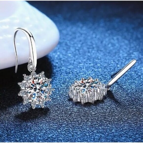 18k White Gold Plated Sterling Silver 0.5 CT Moissanite Sunflower Drop Earring - Picture 4 of 6